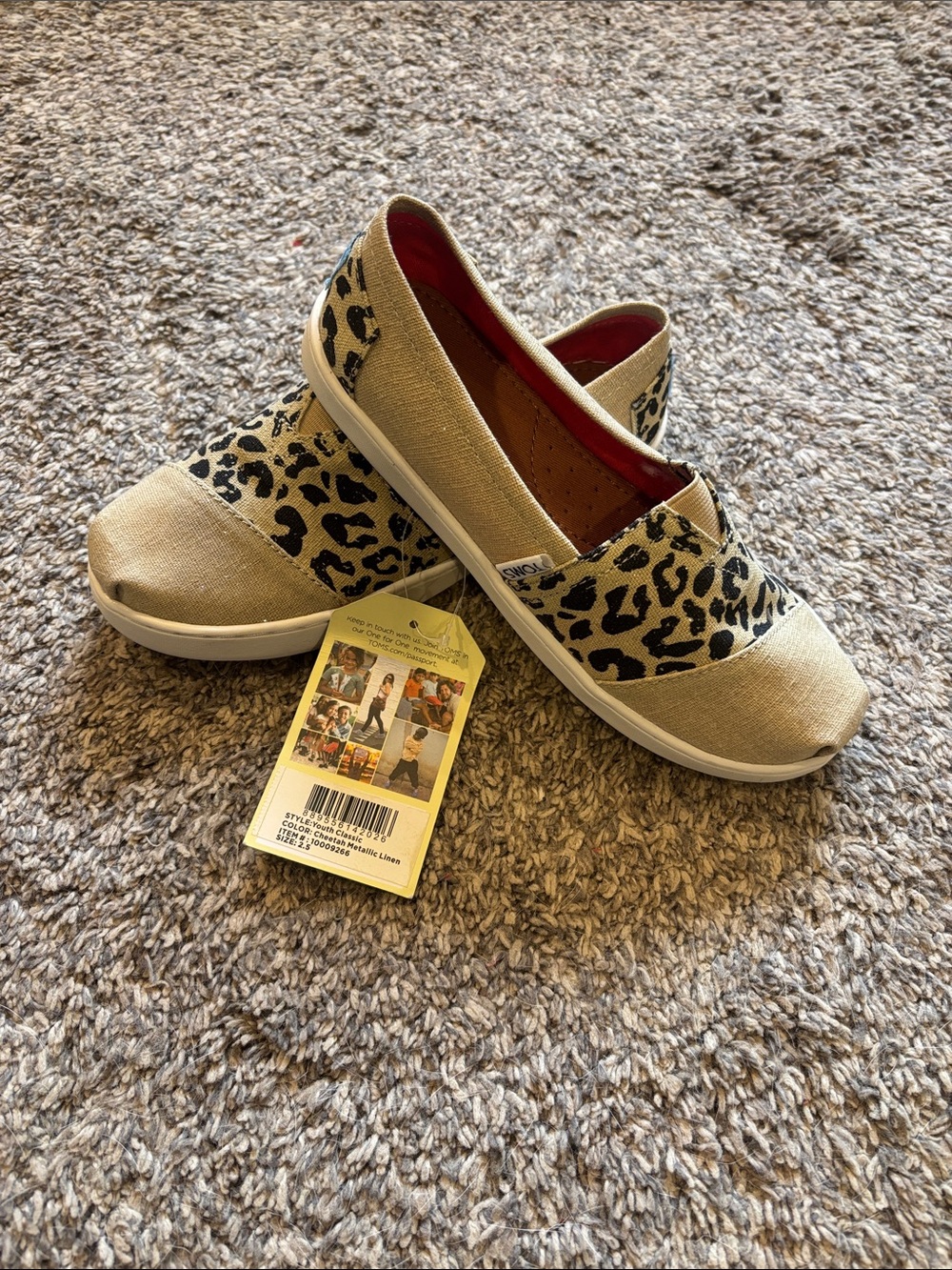 Tom’s Youth Classic Cheetah Metallic Linen Size Y2.5 NWT